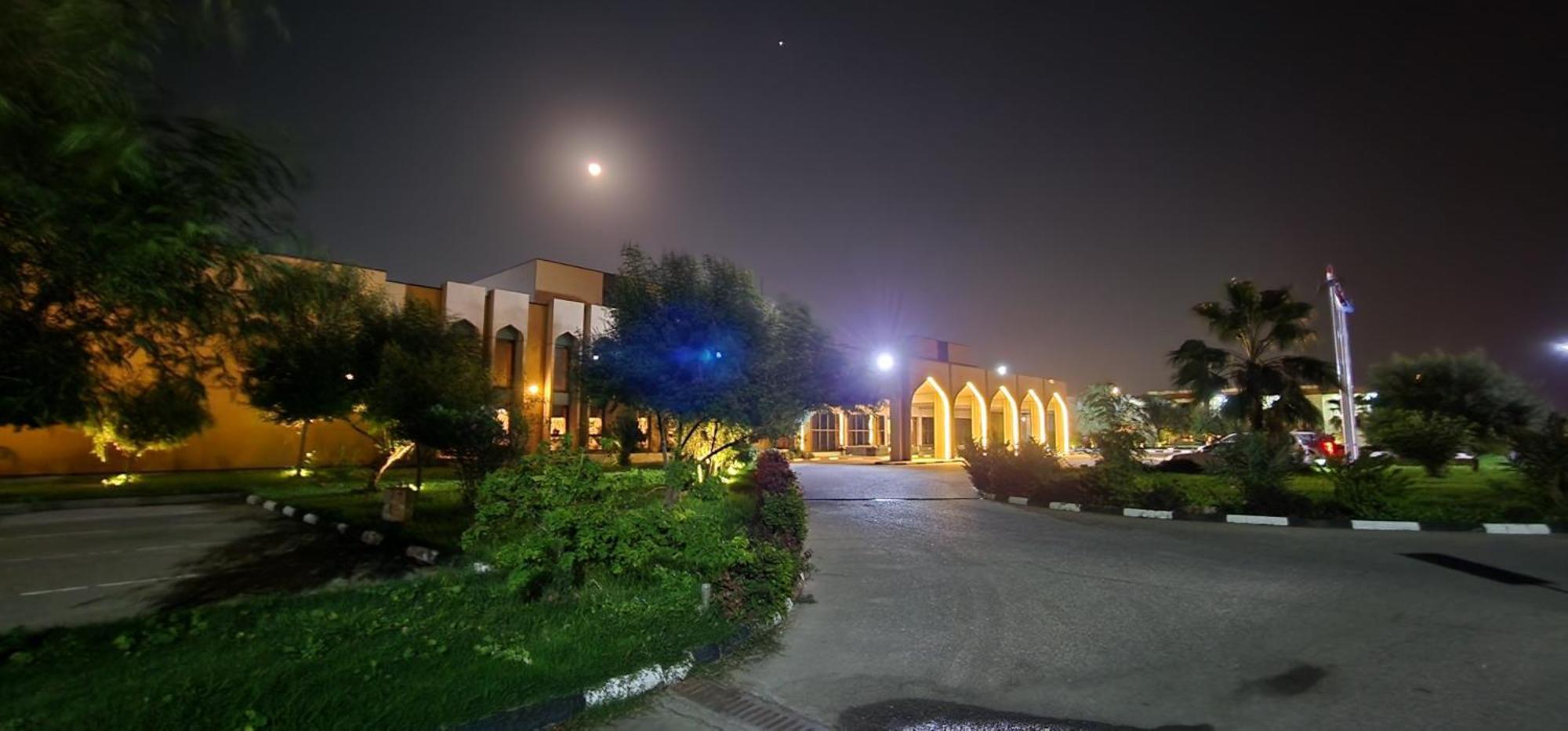 Basrah International Airport Hotel Eksteriør billede